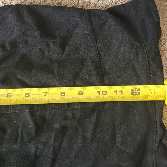 Scalloped Black Shorts - Picture 6 of 7